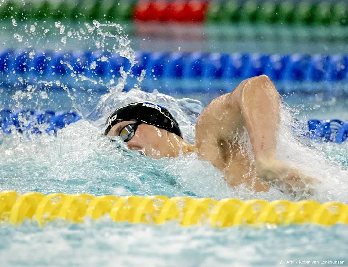 estafettezwemmers op ek naar finale 4100 meter vrije slag