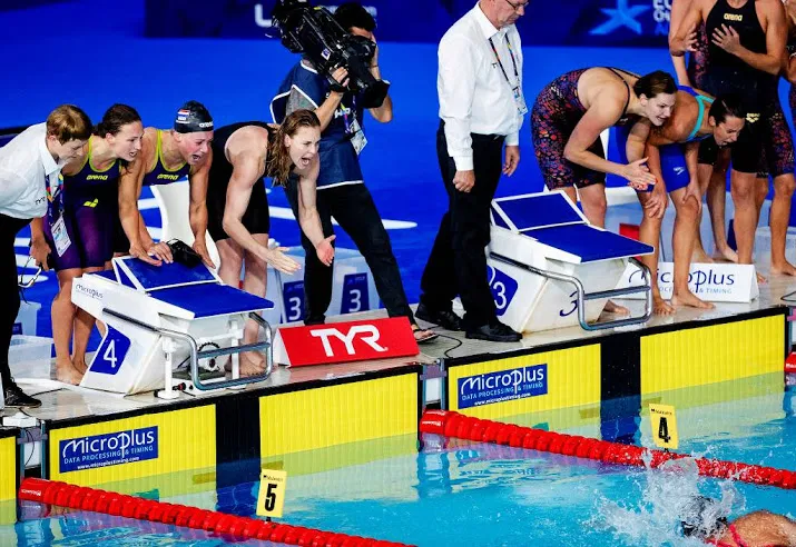 estafettezwemsters verliezen europese titel