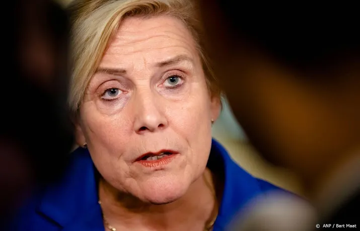 eu ministers tekenen voor militaire snelweg