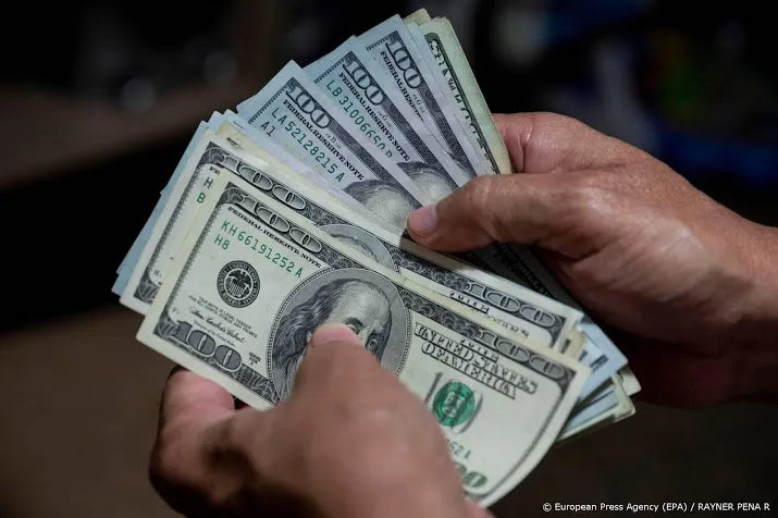 eu moet minder afhankelijk worden van dollar