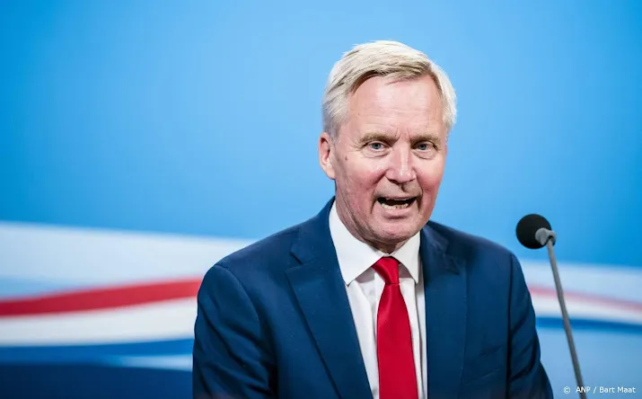 eu parlement roept staatssecretaris op matje om opvangcrisis