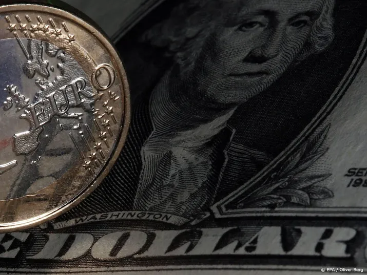 euro nadert waarde van 1 dollar