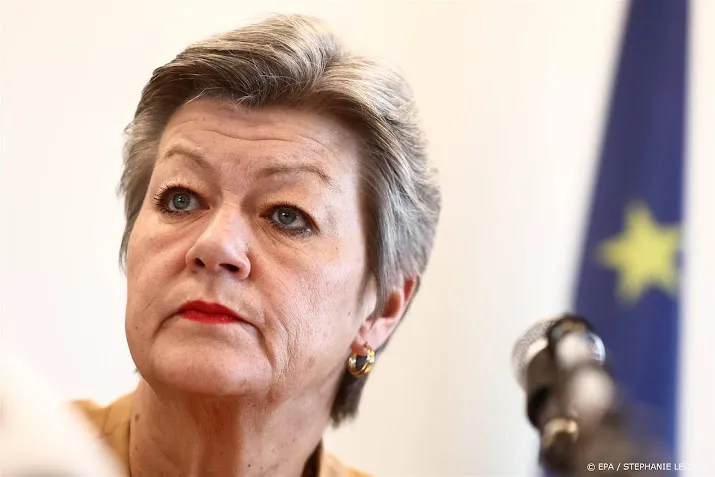 eurocommissaris en minister uitgeroepen tot privacyschenders