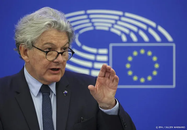 eurocommissaris maant na x ook meta tot bestrijden nepnieuws