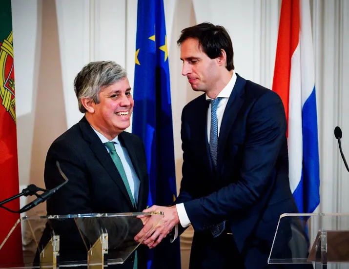 eurogroep steunt aanpak italie door brussel