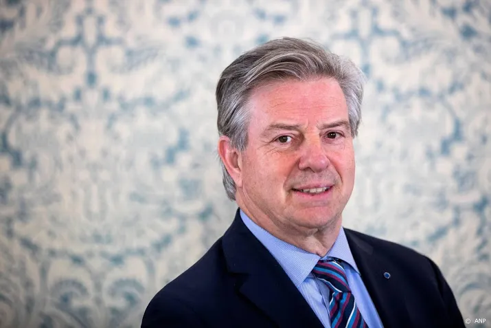 europarlementarier manders stapt over van 50plus naar cda