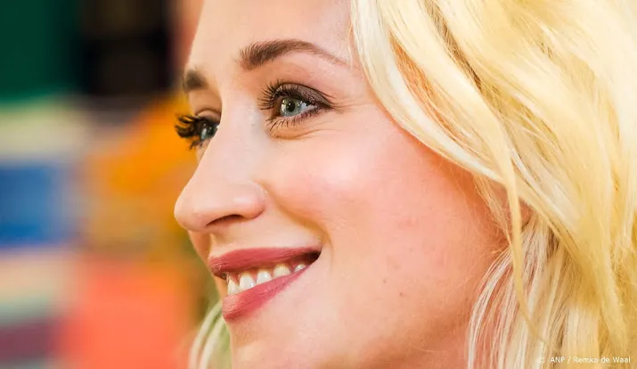 eva jinek weer terug met talkshow