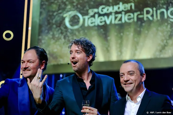even tot hier scoort ook laat op de avond