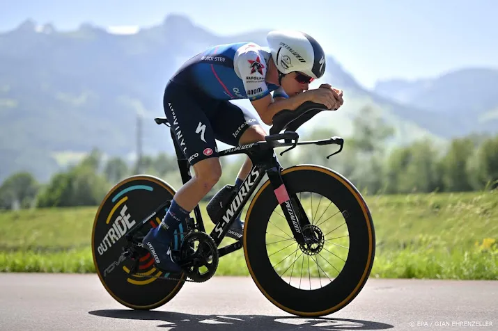 evenepoel voor het eerst belgisch kampioen tijdrijden