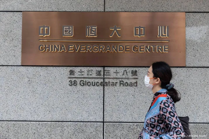 evergrande stijgt op beurs in hongkong na rentebetaling