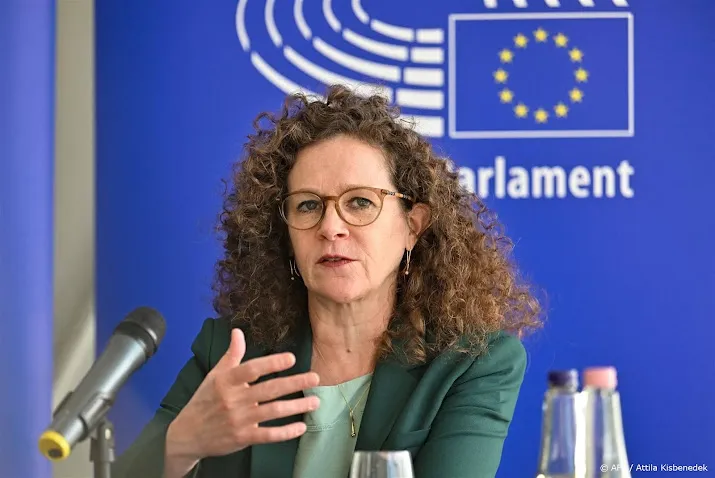 ex d66er in t veld lijsttrekker van volt in belgie