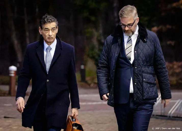 ex kamerlid smeets niet meer terug bij advocatenkantoor spong