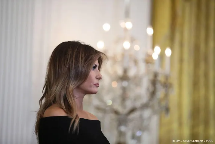excuses brits blad aan melania
