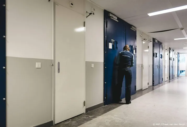 extra actie om tekort cellen veroordeelden later naar gevangenis