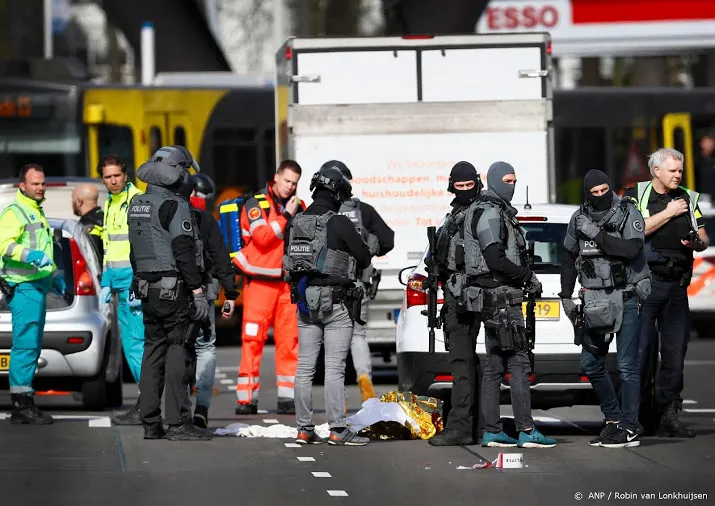extra bewapende politie in utrecht en den haag