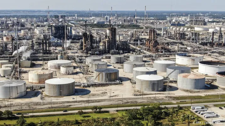 exxonmobil verlaat rusland na eenzijdig stoppen olieproject