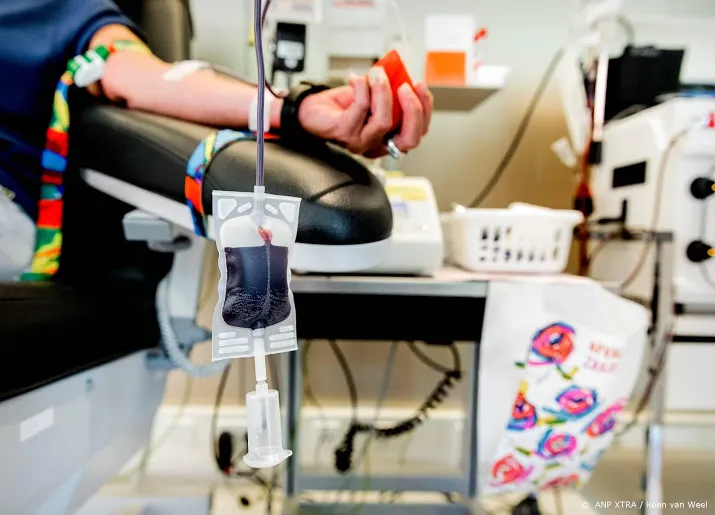facebook en sanquin moedigen nederlander aan bloeddonor te worden