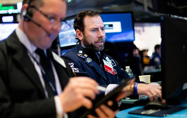 facebook maakt koerssprong op wall street