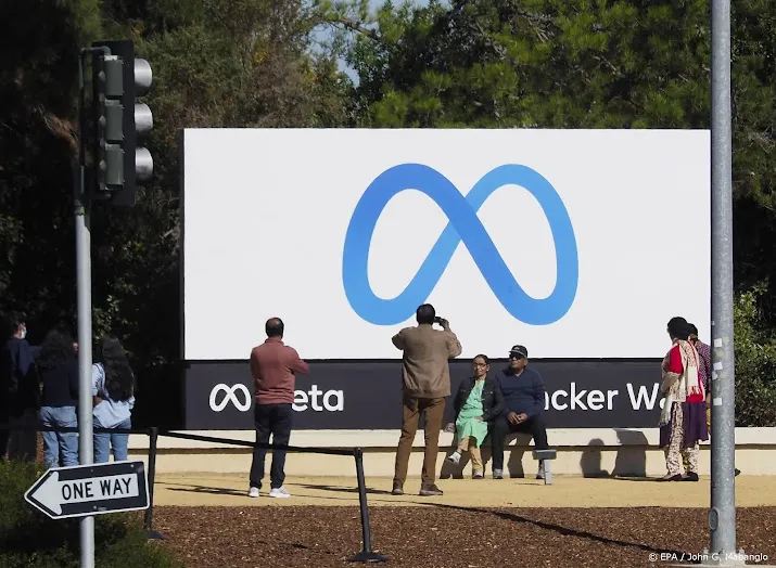facebook moeder meta verwacht tegenwind met reclame inkomsten
