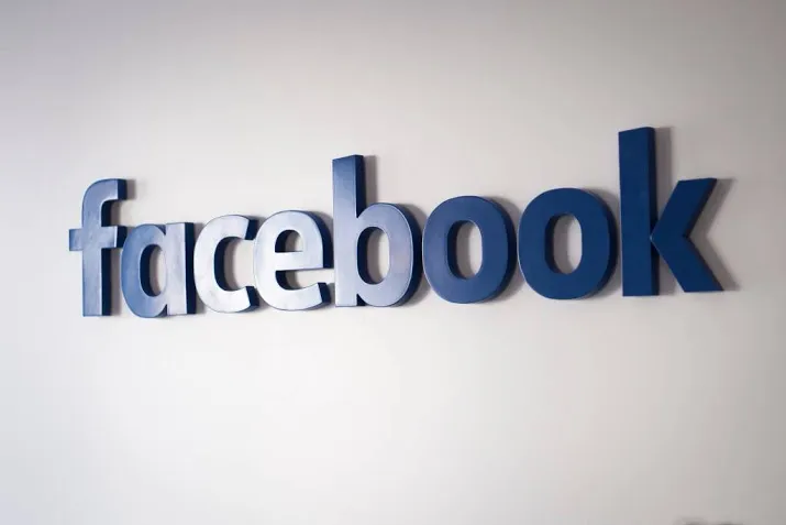 facebook schuift met veel topposities