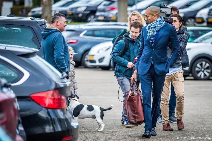 familie nicky vindt verdachte jos b laf