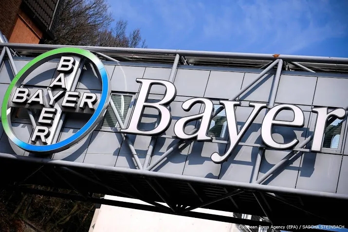 farmaceut bayer wil helpen met productie coronavaccin