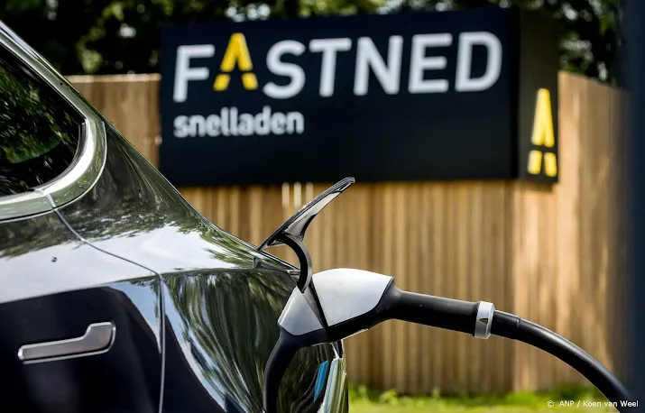 fastned wil komende jaren honderden snellaadstations openen