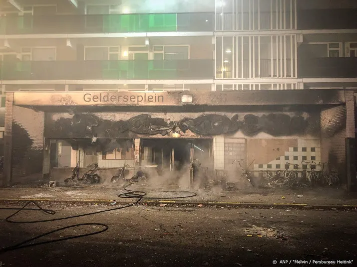 fatale flatbrand arnhem mogelijk veroorzaakt door vuurwerk