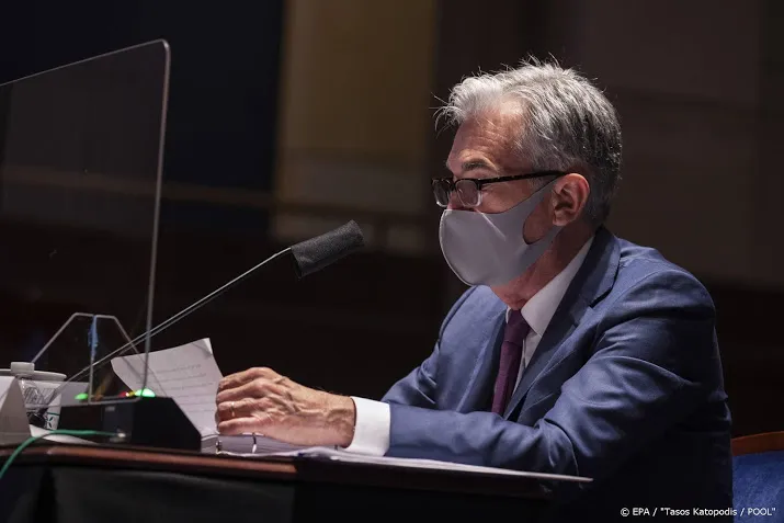 fed bestuurder dragen mondkapjes belangrijk voor economie
