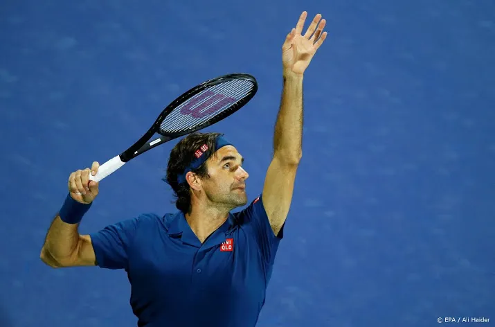 federer begint missie dubai met stroeve zege
