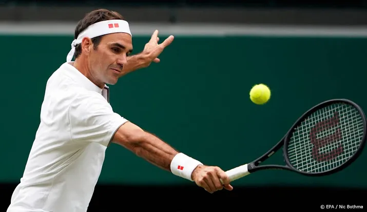 federer in 74 minuten door op wimbledon