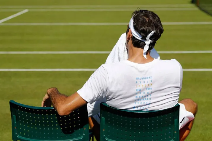 federer jaagt op titel negen rus treft serena