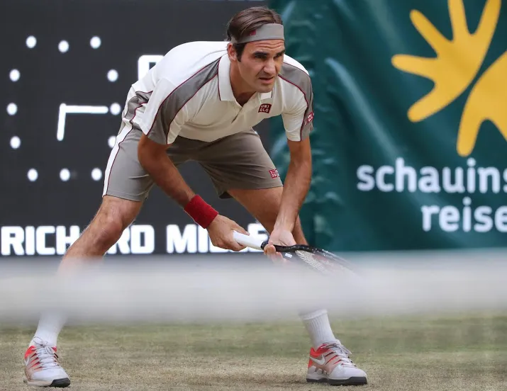 federer naar halve finale in halle