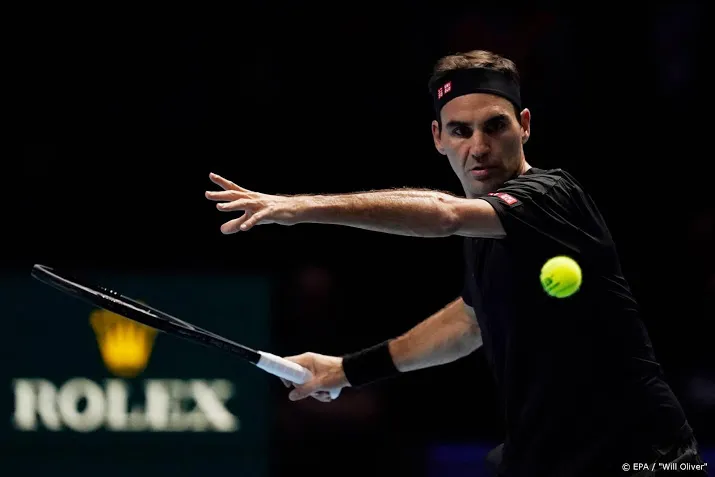 federer schakelt djokovic uit bij atp finals