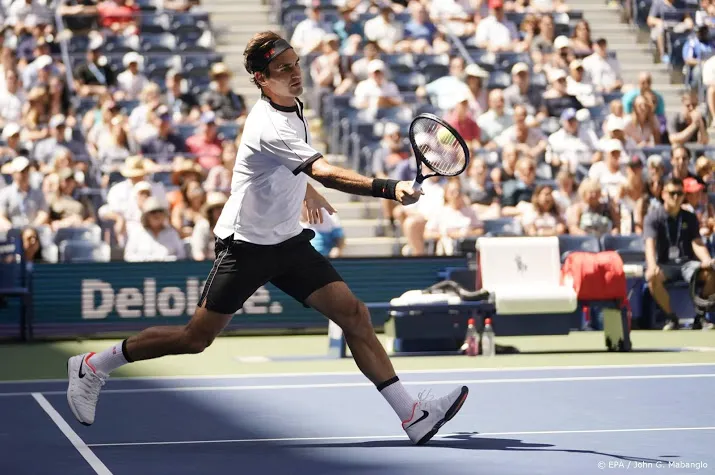 federer vlot langs evans in new york