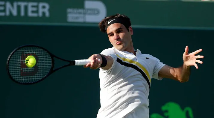 federer zet winnende reeks in halle voort