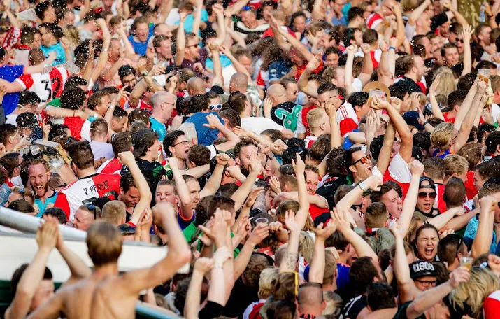 feest in rotterdam na bekerwinst feyenoord