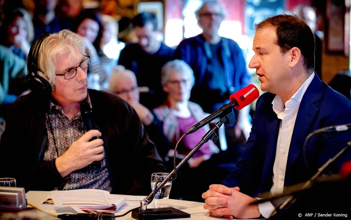 felix meurders stopt na 25 jaar met spijkers met koppen
