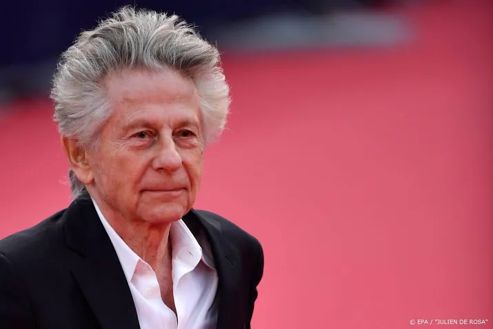 feministen protesteren tegen cesars steun roman polanski