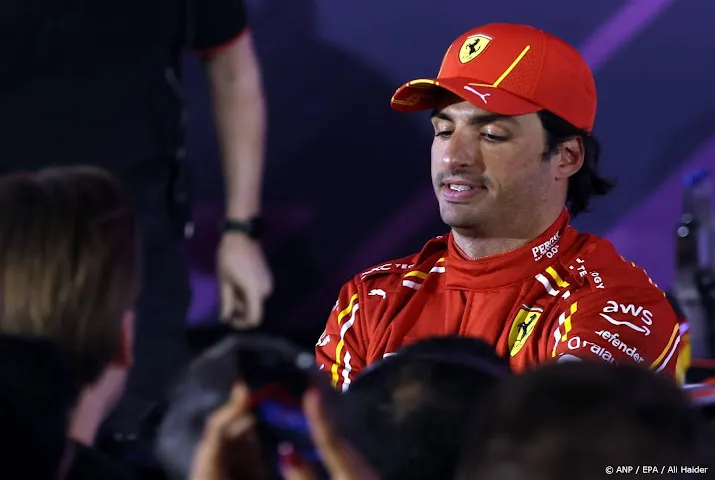 ferrari coureur sainz verlaat circuit in djedda om ziekte