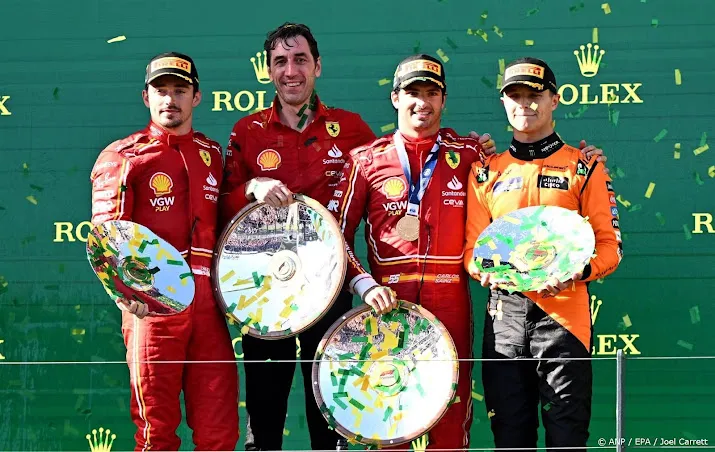 ferrari zet in op het verder onder druk zetten van red bull
