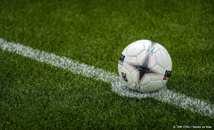 feyenoord begint met hartman tegen volendam