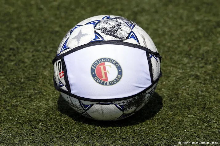 feyenoord blijft steken op gelijkspel tegen ado den haag