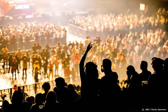 fieldlab dancefeest even onwennig maar overtrof verwachtingen
