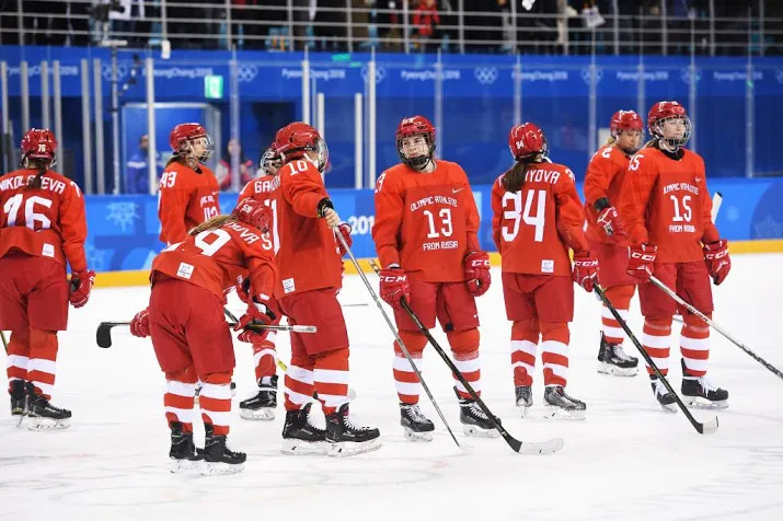 finse vrouwen winnen brons bij ijshockey
