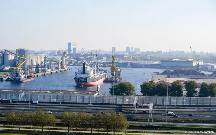 flinke daling overslag amsterdamse haven
