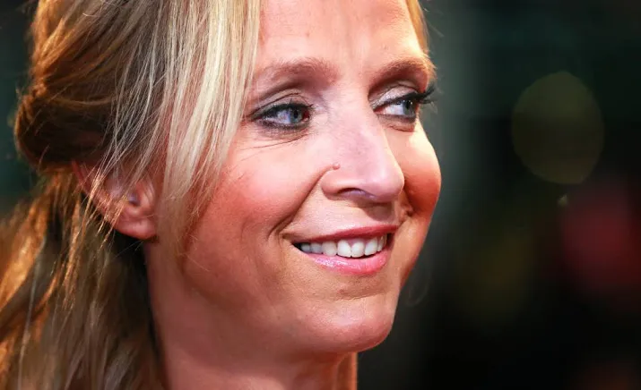 floortje en team rode kruis vast in jemen