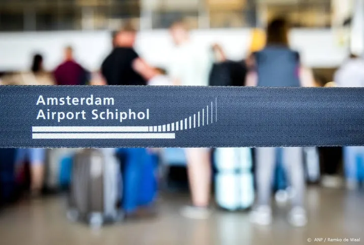 fnv actie werknemers schiphol voor betere werkomstandigheden