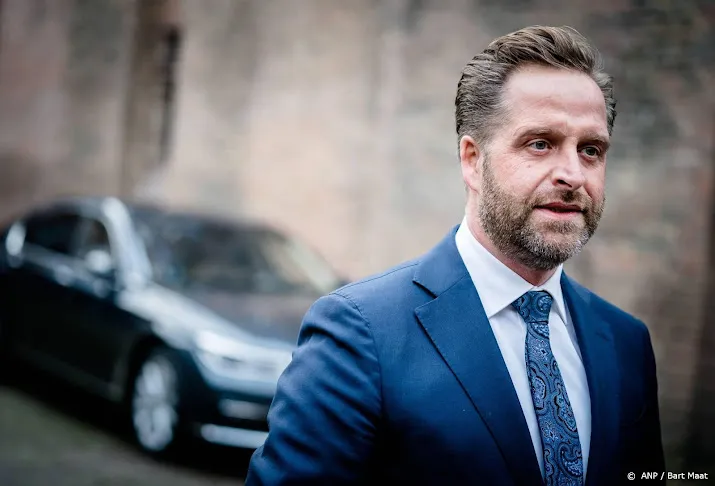 fnv de jonge blind voor tekort vakkrachten in de bouw