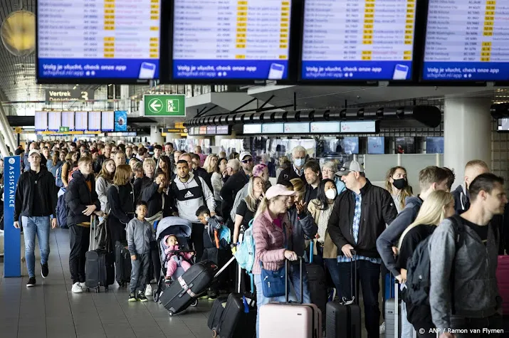 fnv kans op nieuwe staking klm personeel op schiphol heel klein